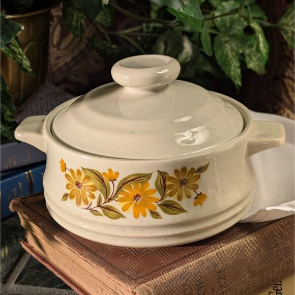 4 Pc 1970s Capri Bake Serve'n Store Stoneware Individual Lidded Casserole Dishes - Picture 3 of 10
